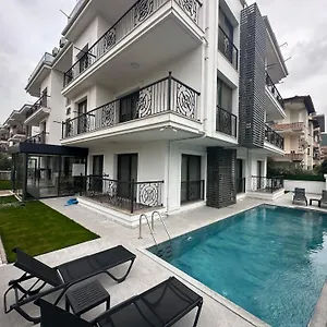 Arti̇m Апарт-отель